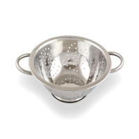 Дуршлаг д22см. на ножке 1,9л 