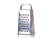 Терка универсальная  с мет/ручкой бел жесть толщина 0,25-0,28 мм Размер 11х8,5х22 см